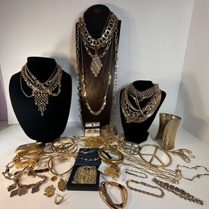 Gold tone Jewelry lot Nice Necklaces, Bracelets, Earrings, Pendants 50+ Pcs 3lbs